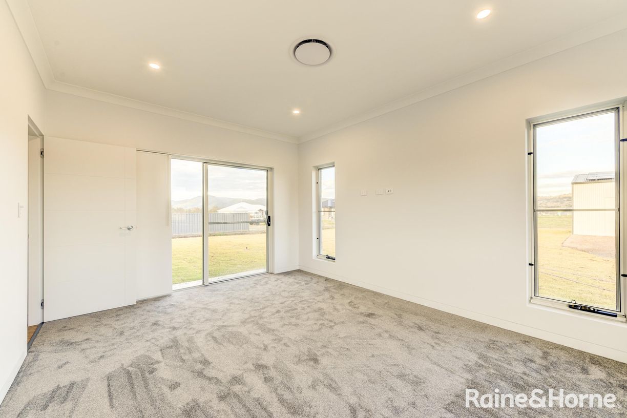 46 Glenmore Drive — photo 13 of 23