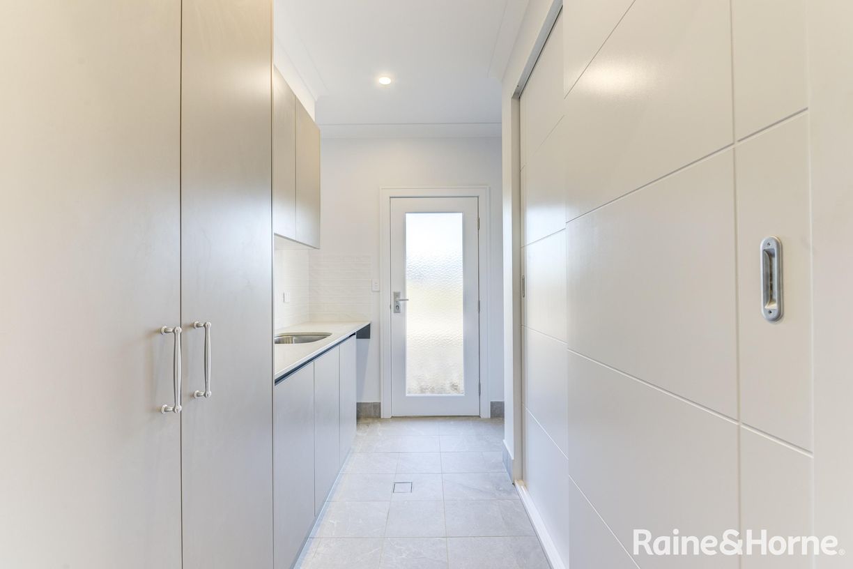 46 Glenmore Drive — photo 17 of 23