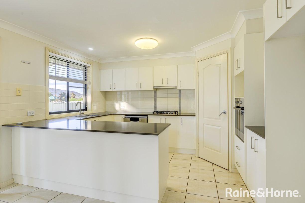 13 Eagle Avenue — photo 5 of 16
