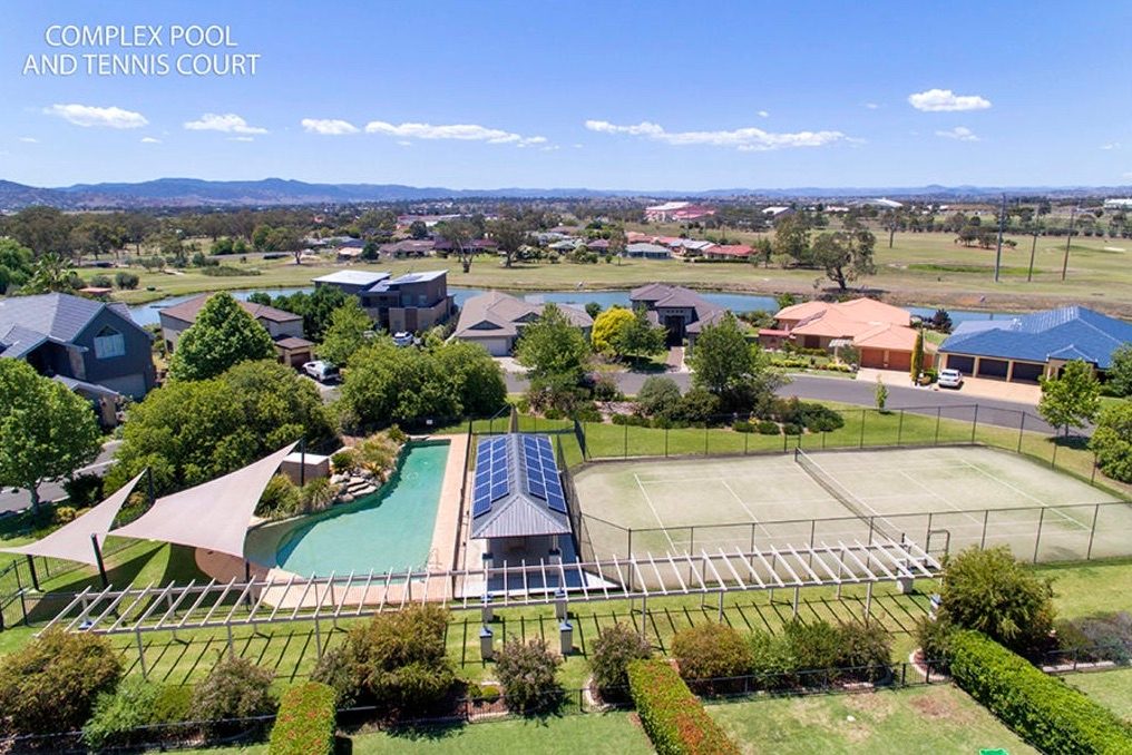 8 The Grange — photo 25 of 26