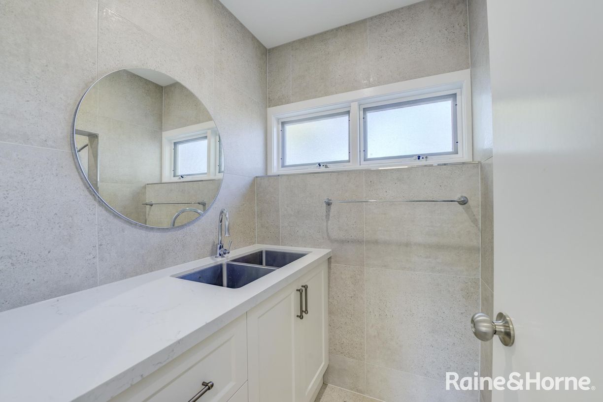 153 Upper Street — photo 13 of 24