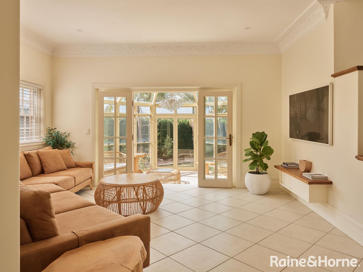 F279A Princes Highway 'Chateau Morrow' — photo 15 of 30