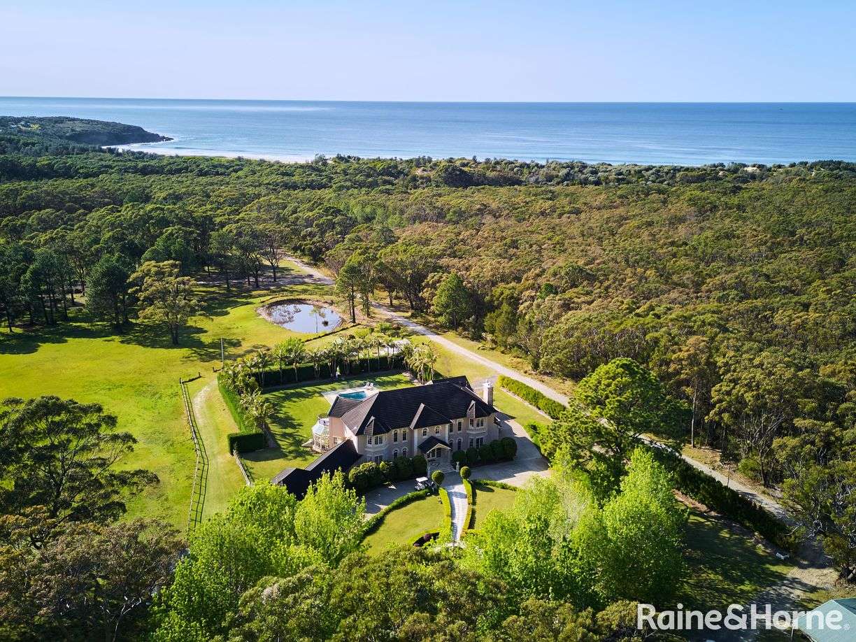 F279A Princes Highway 'Chateau Morrow' — photo 29 of 30