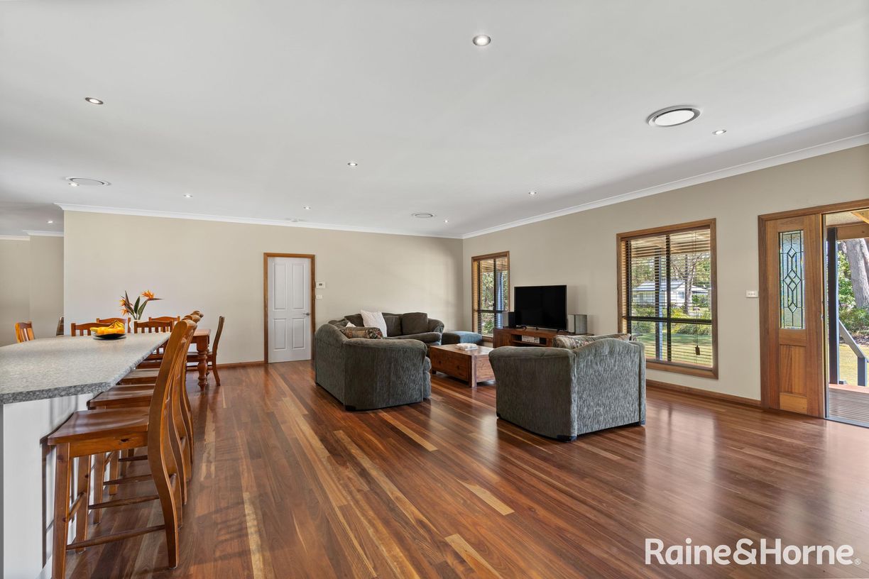 4 Thorne Street — photo 10 of 30