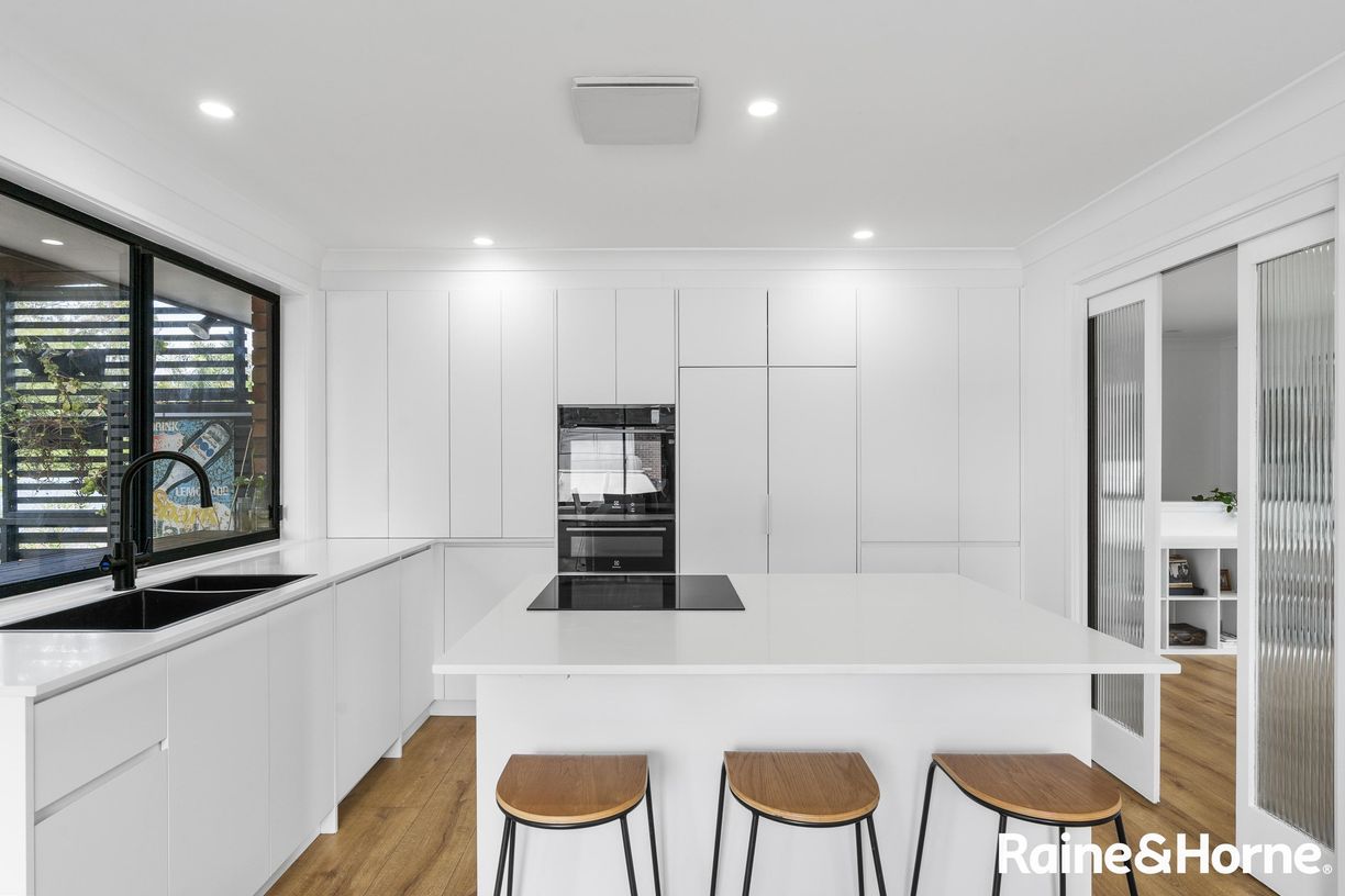12 Garrad Way — photo 8 of 30