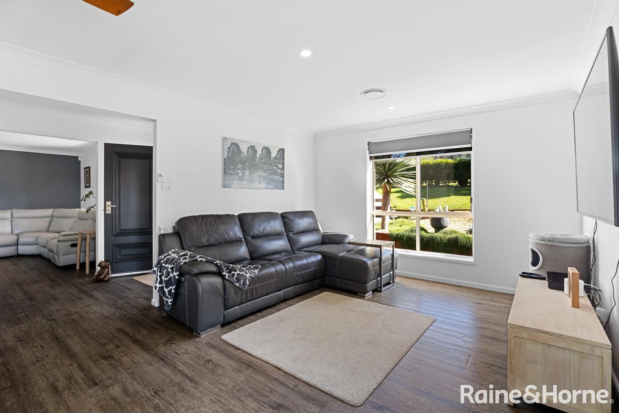 37 Tallow Wood Road — photo 11 of 30