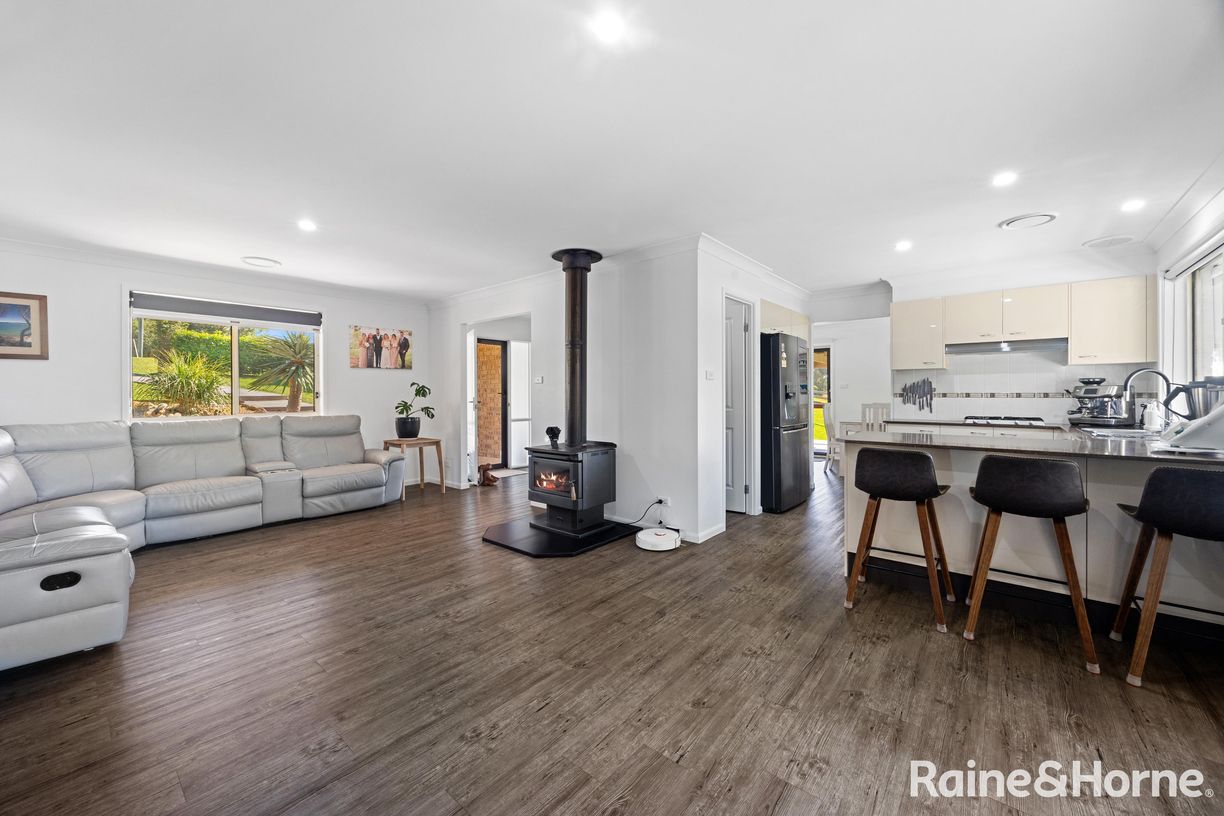 37 Tallow Wood Road — photo 8 of 30