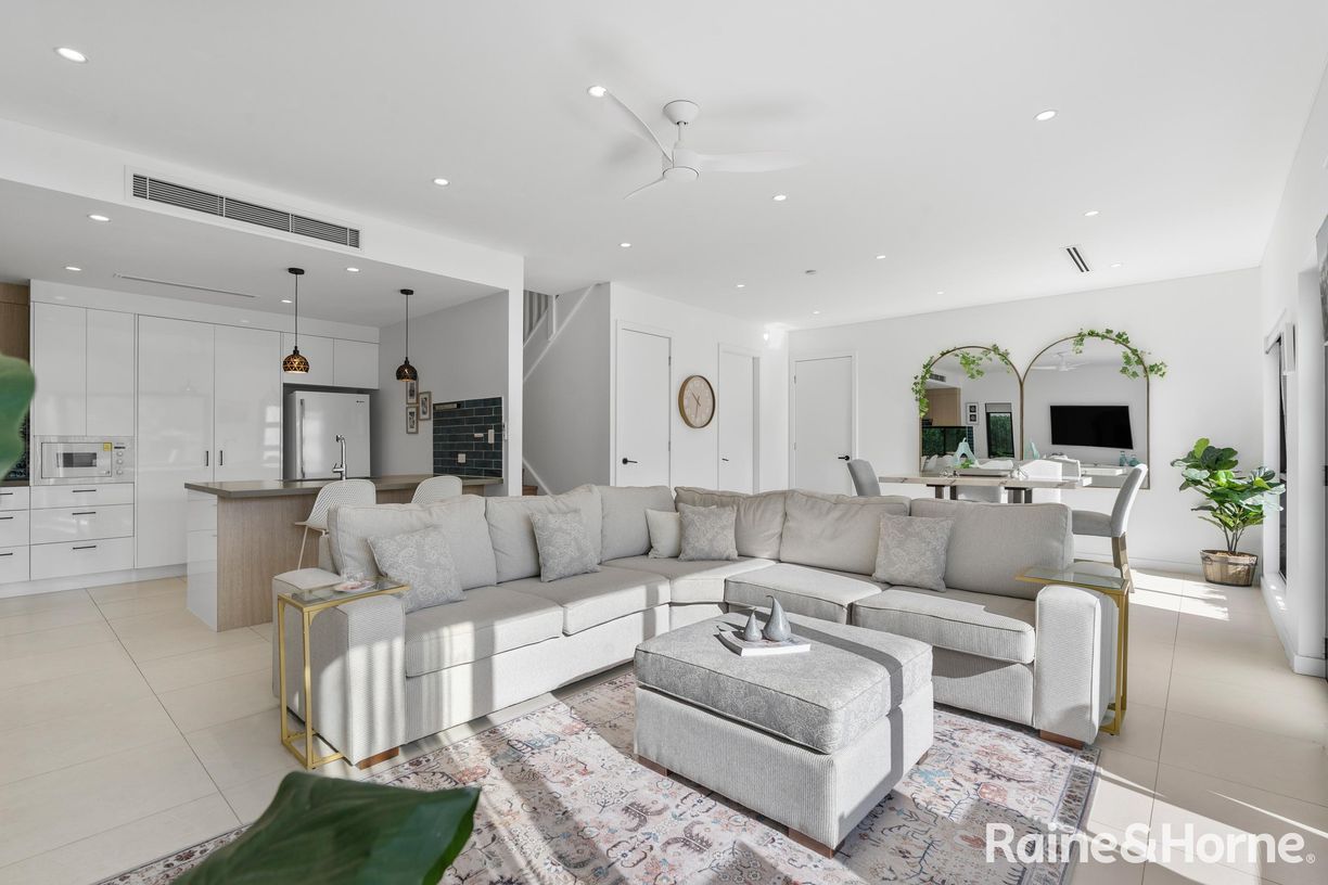 4/42 Nurrawallee Street — photo 5 of 29