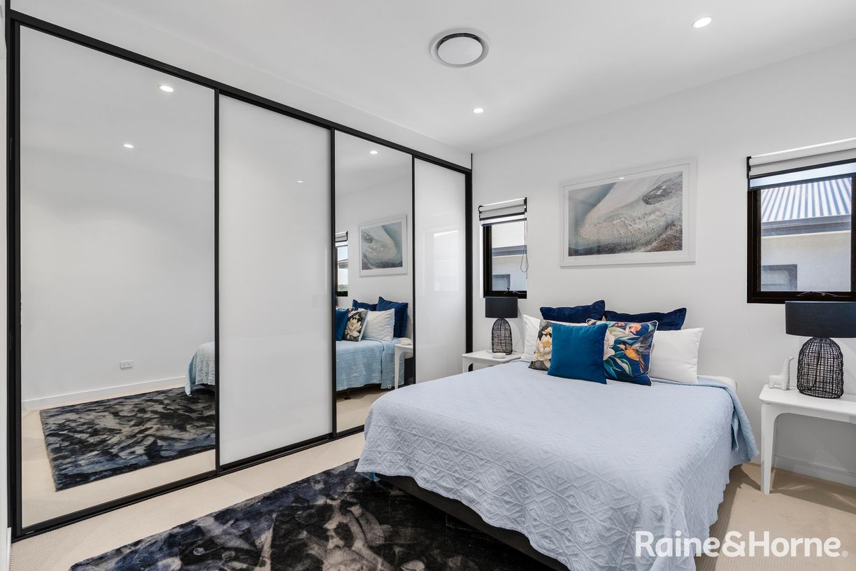4/42 Nurrawallee Street — photo 13 of 29