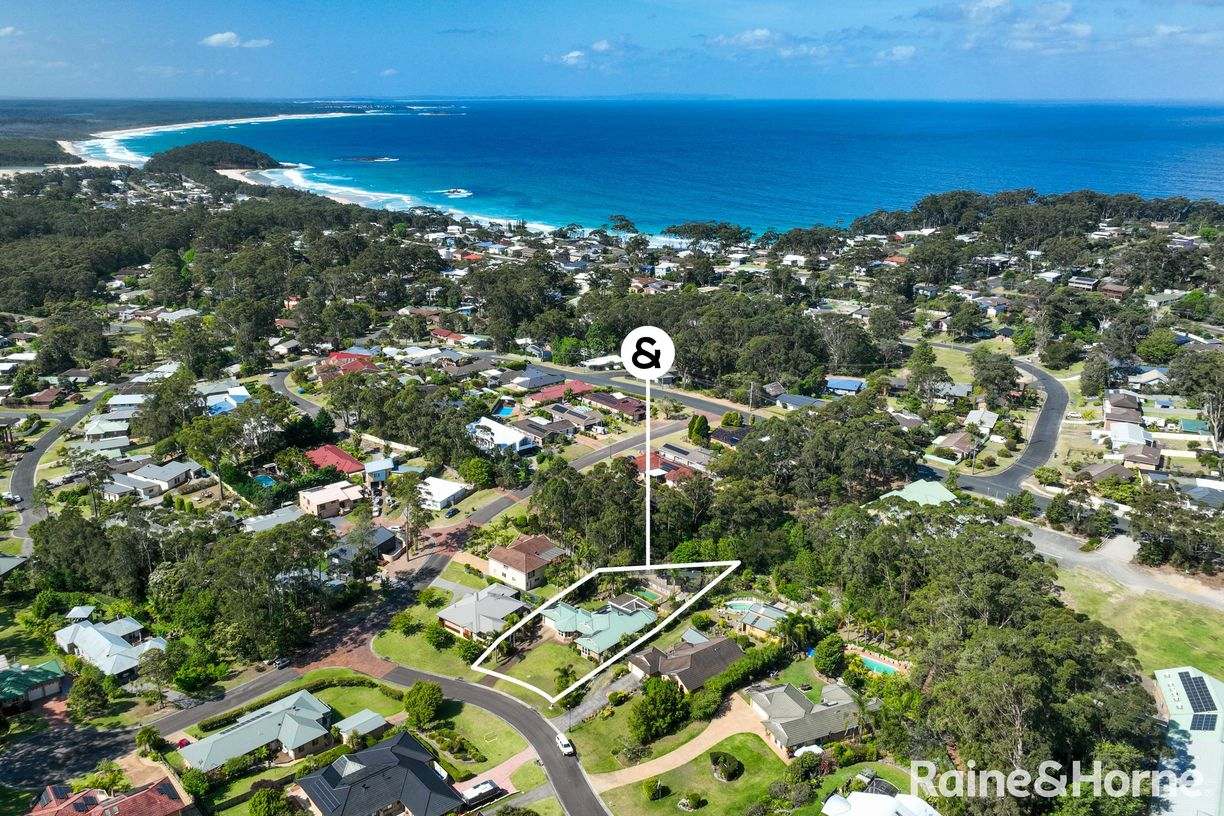 13 Callemondah Close — photo from Raine & Horne Mollymook | Milton