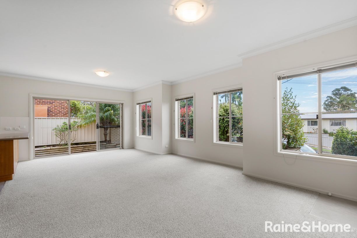 1/10 Thomas Street — photo 4 of 30