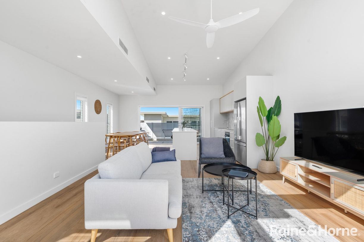 2/6 Dolphin Street — photo 19 of 26