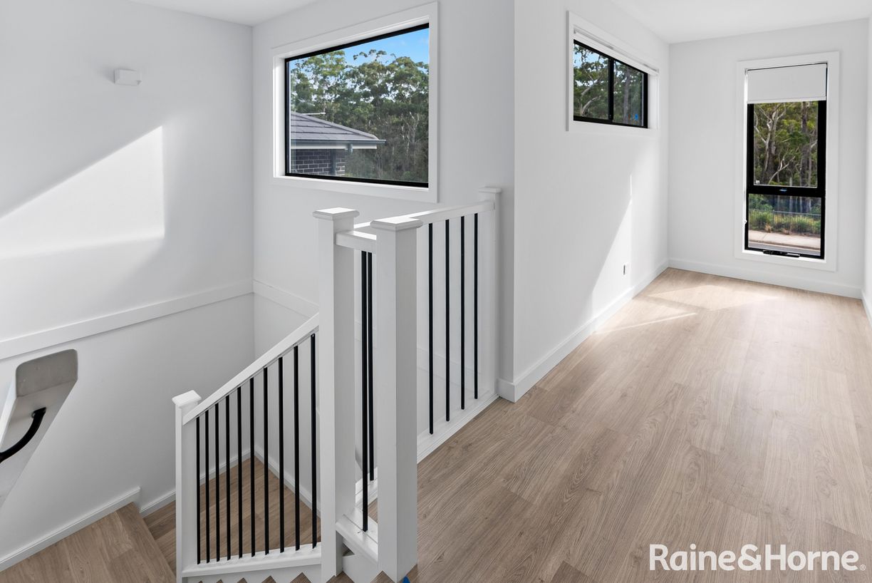 124A Seaspray Street — photo 9 of 15