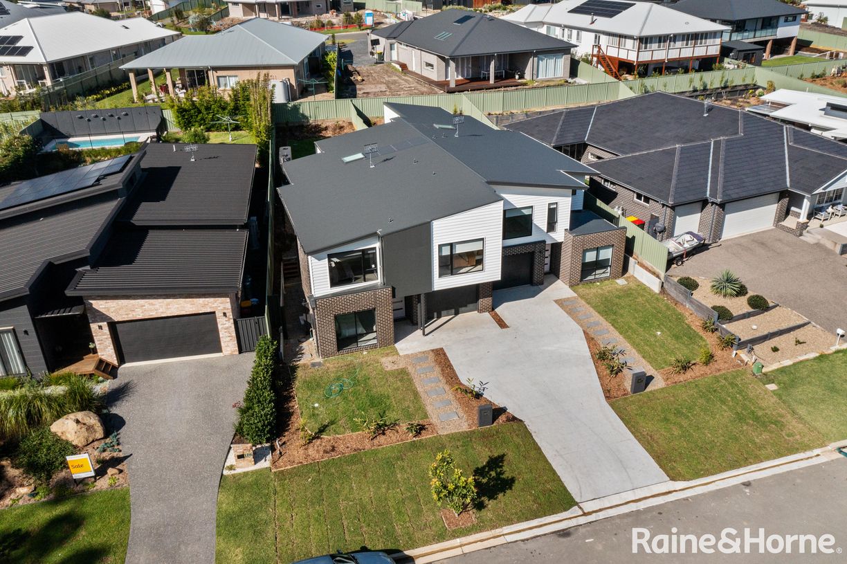 124A Seaspray Street — photo 15 of 15