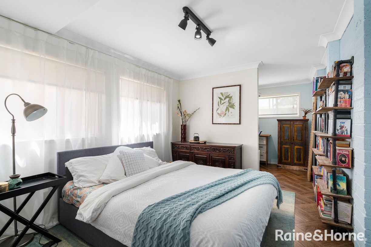 30 Spinks Avenue — photo 4 of 27