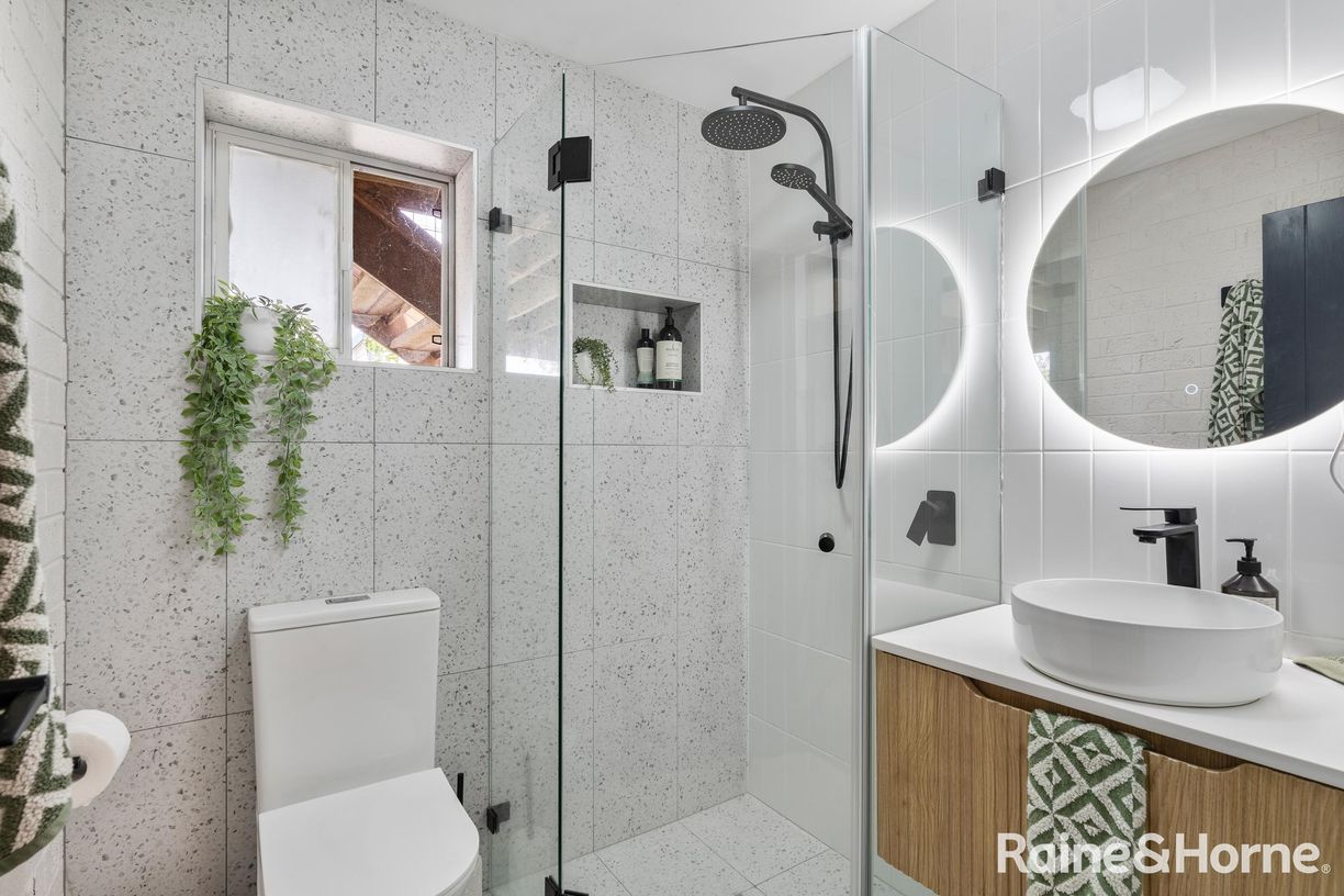 30 Spinks Avenue — photo 5 of 27