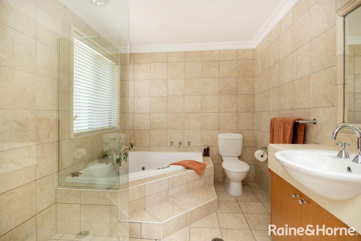 27 Seaview Street — photo 16 of 30