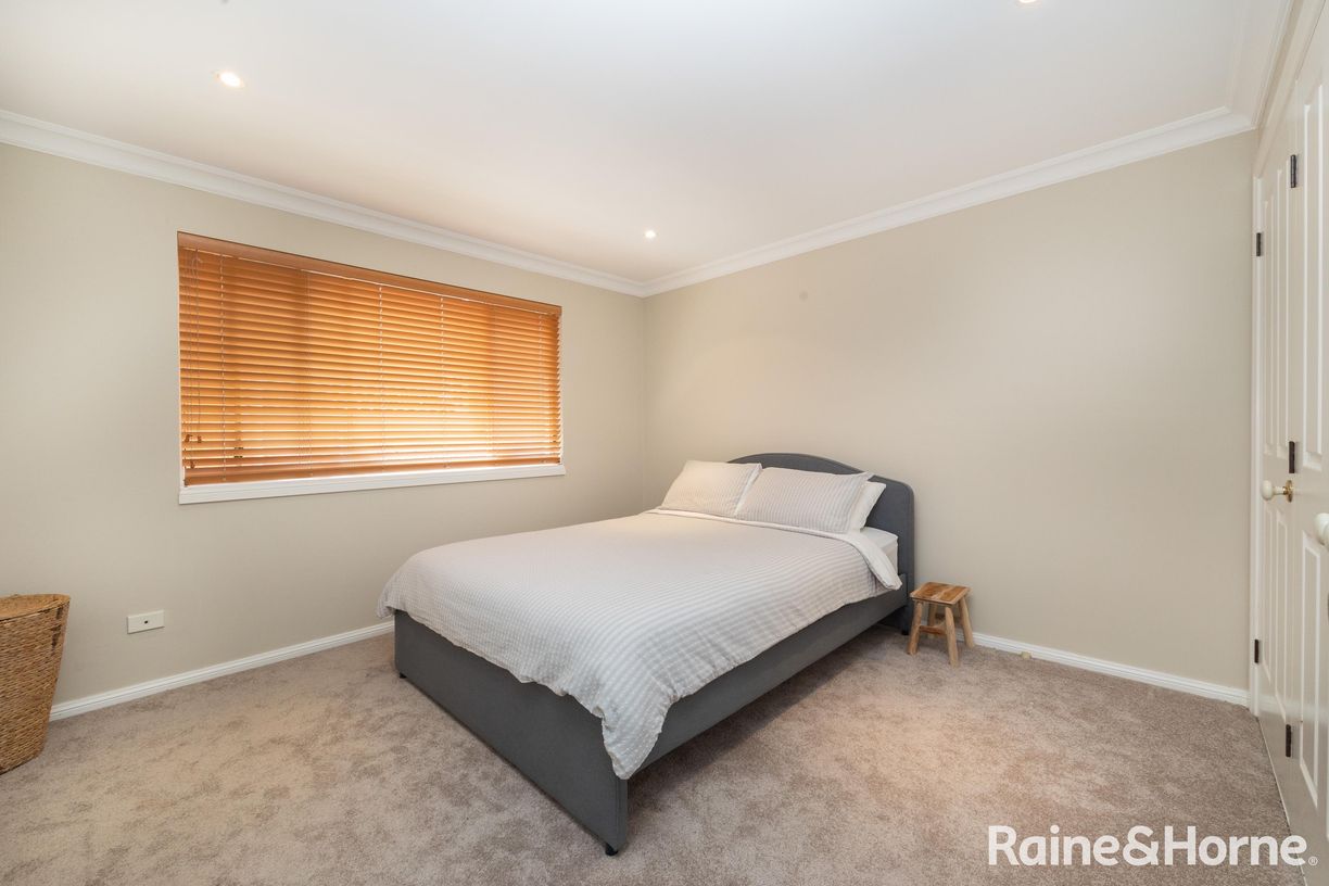 27 Seaview Street — photo 21 of 30