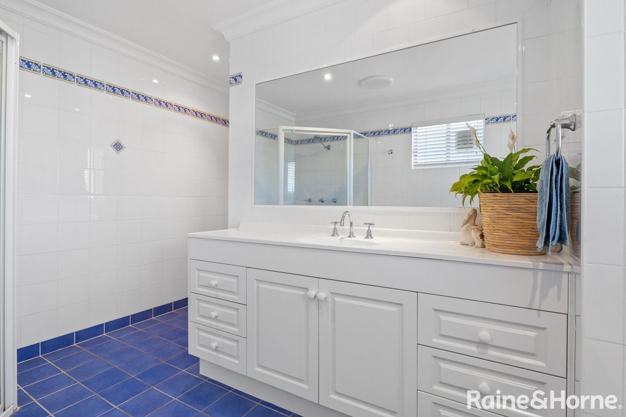 27 Seaview Street — photo 23 of 30