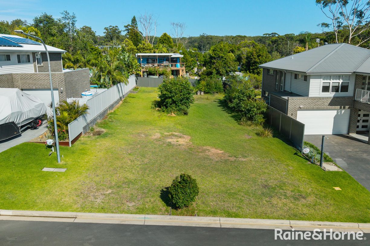 62 Manyana Drive — photo 2 of 9