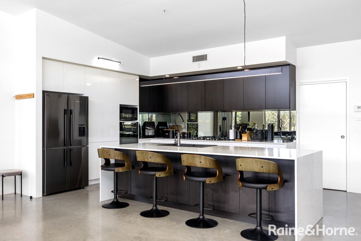 366 Bonnie View Drive — photo 4 of 30