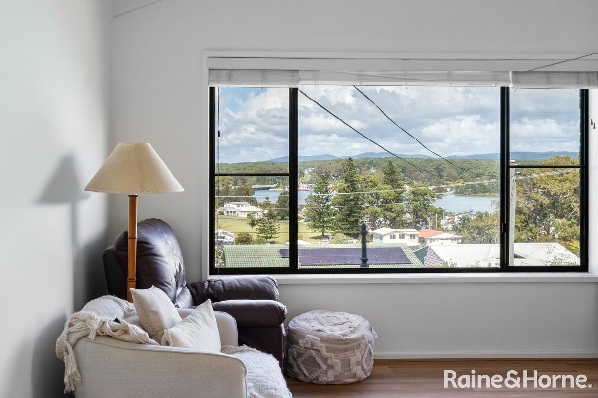 45 Canberra Crescent — photo 11 of 30