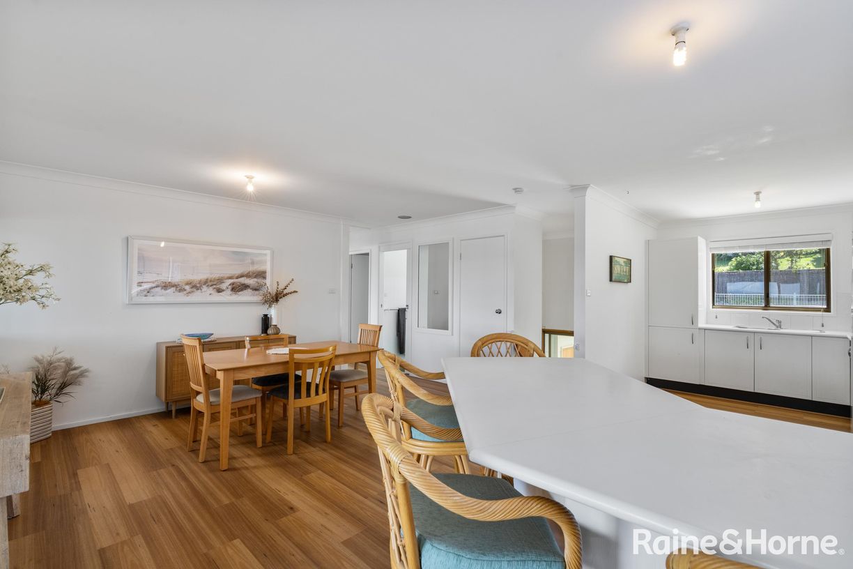 45 Canberra Crescent — photo 7 of 30