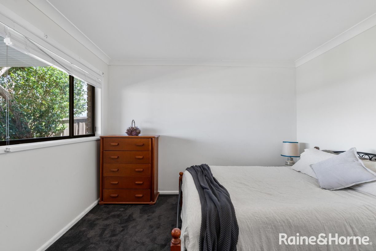 45 Canberra Crescent — photo 21 of 30