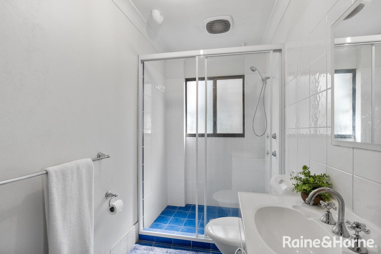 45 Canberra Crescent — photo 23 of 30