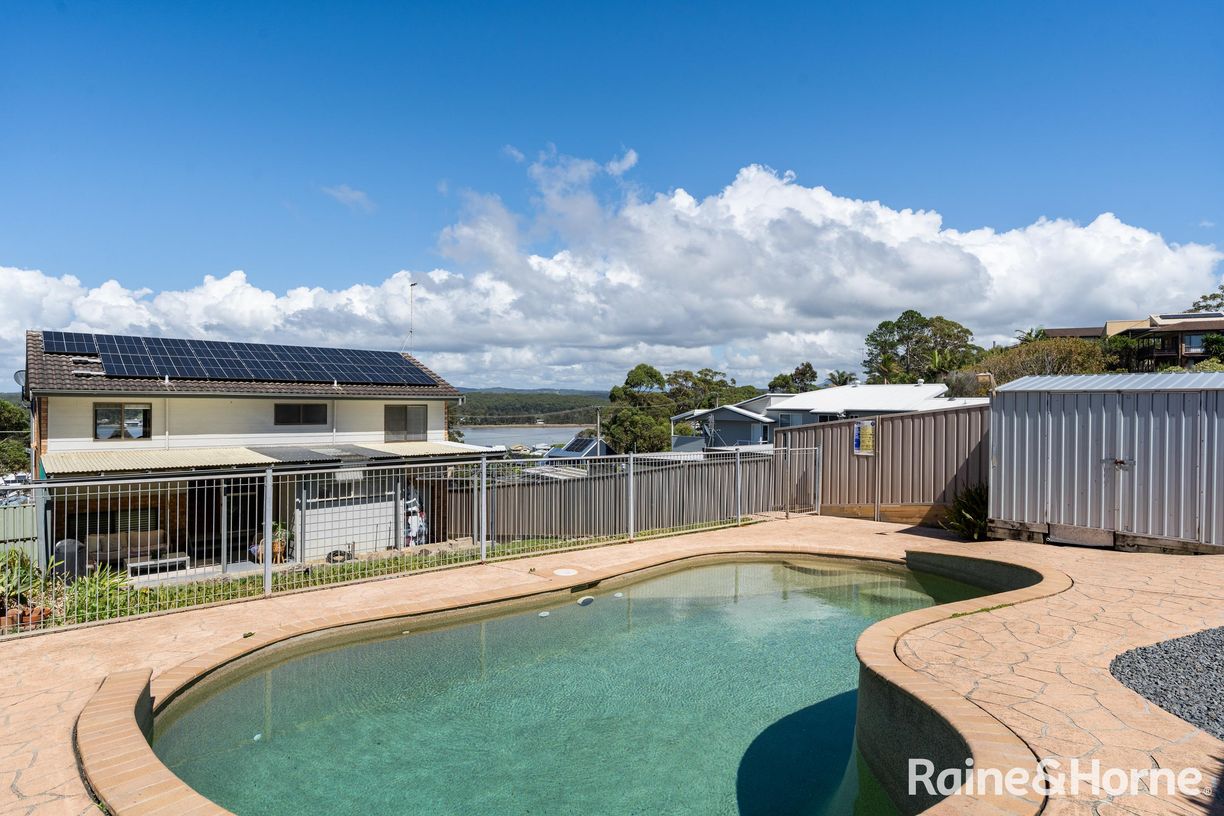 45 Canberra Crescent — photo 4 of 30