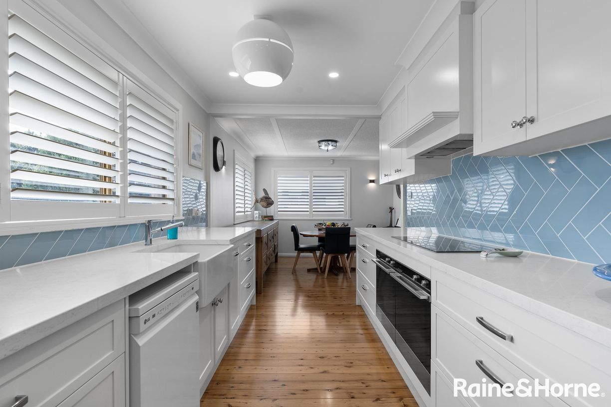 99 South Street — photo 4 of 29
