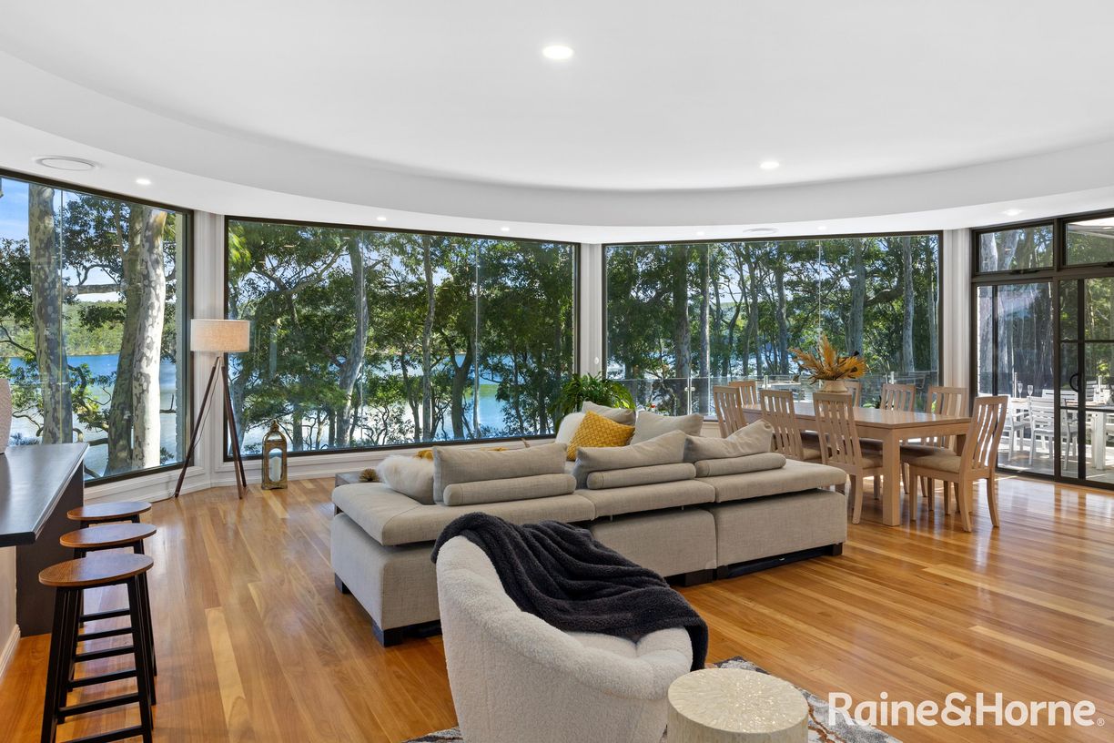 30 Kings Point Drive — photo 13 of 30