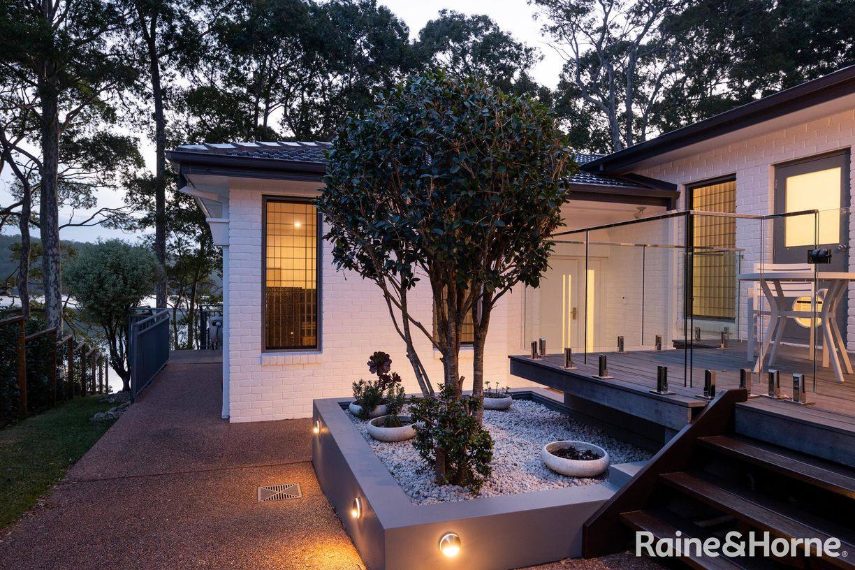 30 Kings Point Drive — photo 9 of 30