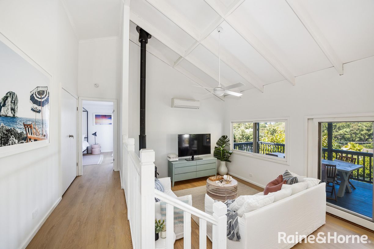 29 Linden Way — photo 5 of 25
