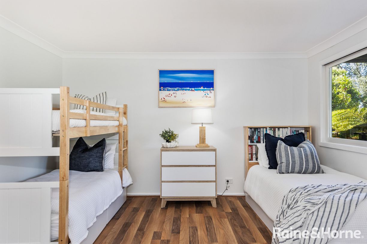 29 Linden Way — photo 17 of 25