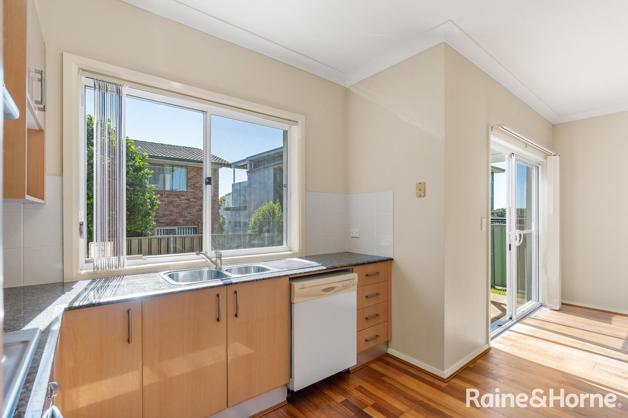 8/103 Deering Street — photo 5 of 7