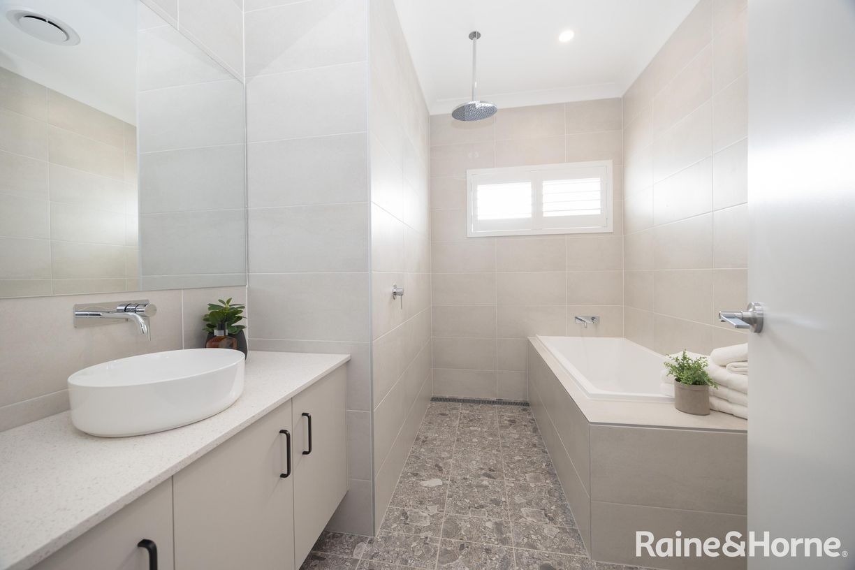 17B Molloy Street — photo 18 of 28