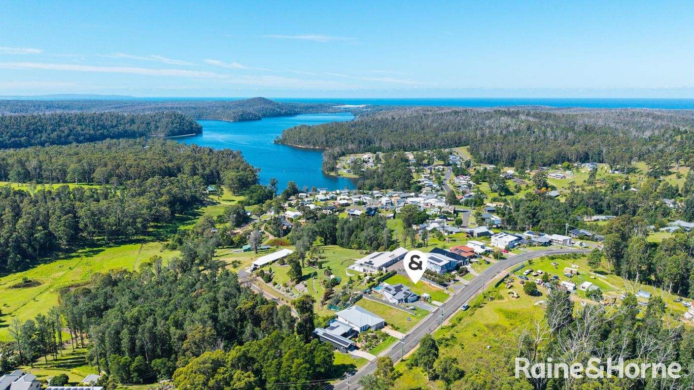 61 Lake Conjola Entrance Road — photo 15 of 17