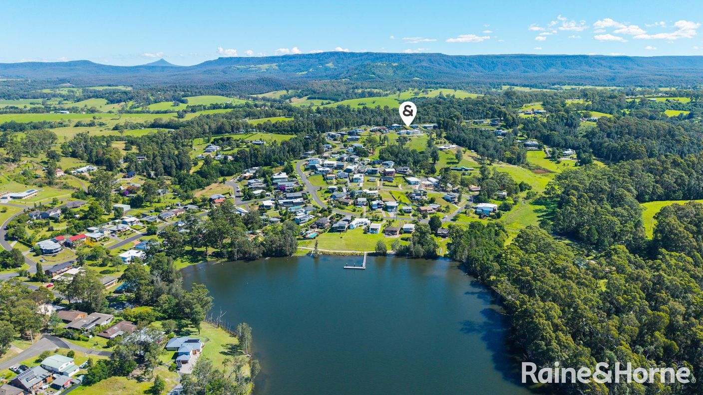 61 Lake Conjola Entrance Road — photo 6 of 17