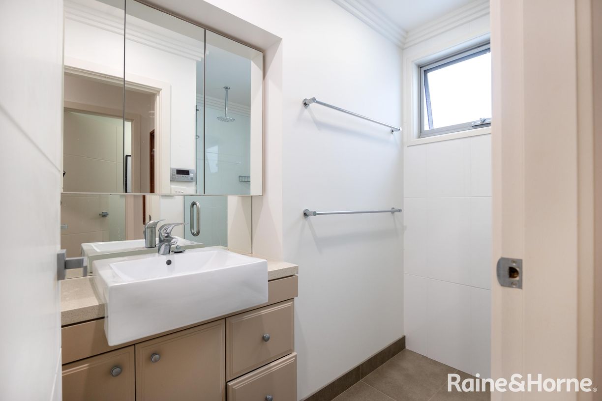 30 Harrington Crescent — photo 29 of 30