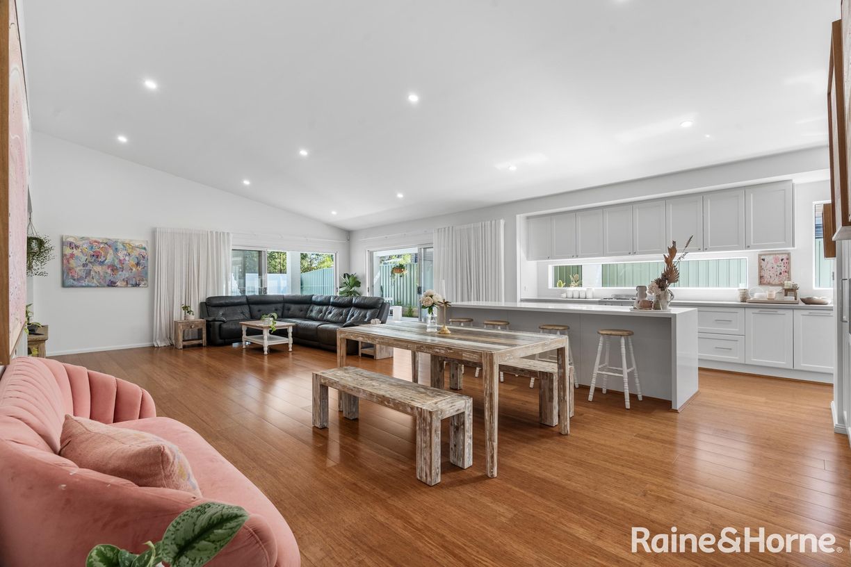 11 Brookwater Crescent — photo from Raine & Horne Mollymook | Milton