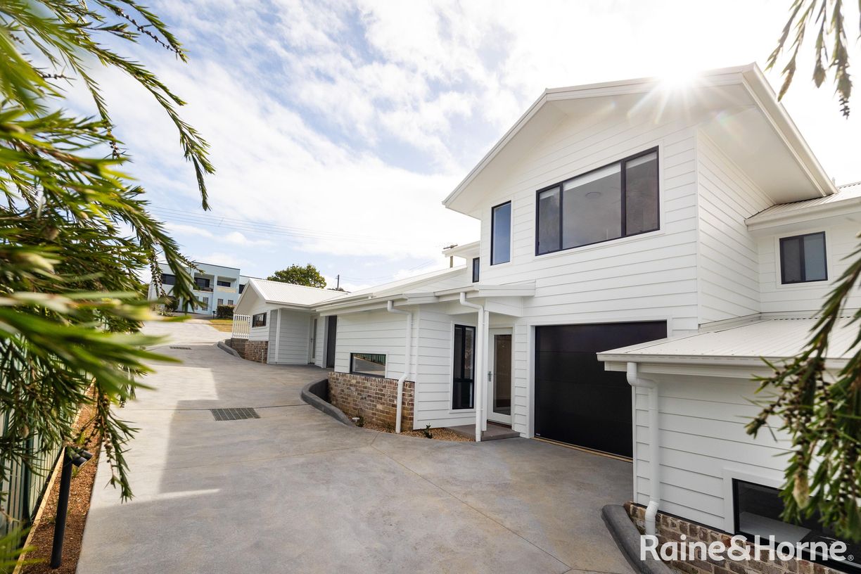 2, 3 & 4/24 St Vincent Street — photo from Raine & Horne Mollymook | Milton