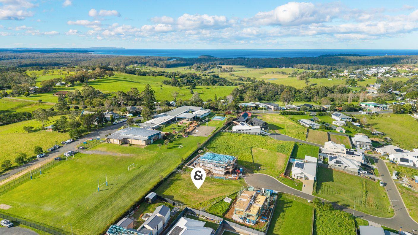 17 Hilder Close — photo from Raine & Horne Mollymook | Milton