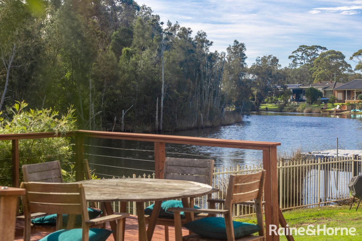 79 Lake Conjola Entrance Road — photo 2 of 19