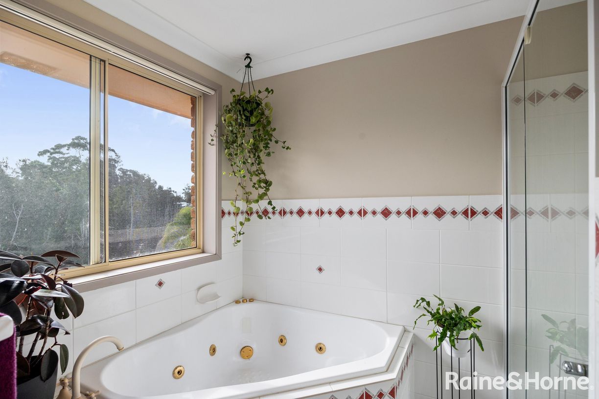 79 Lake Conjola Entrance Road — photo 11 of 19