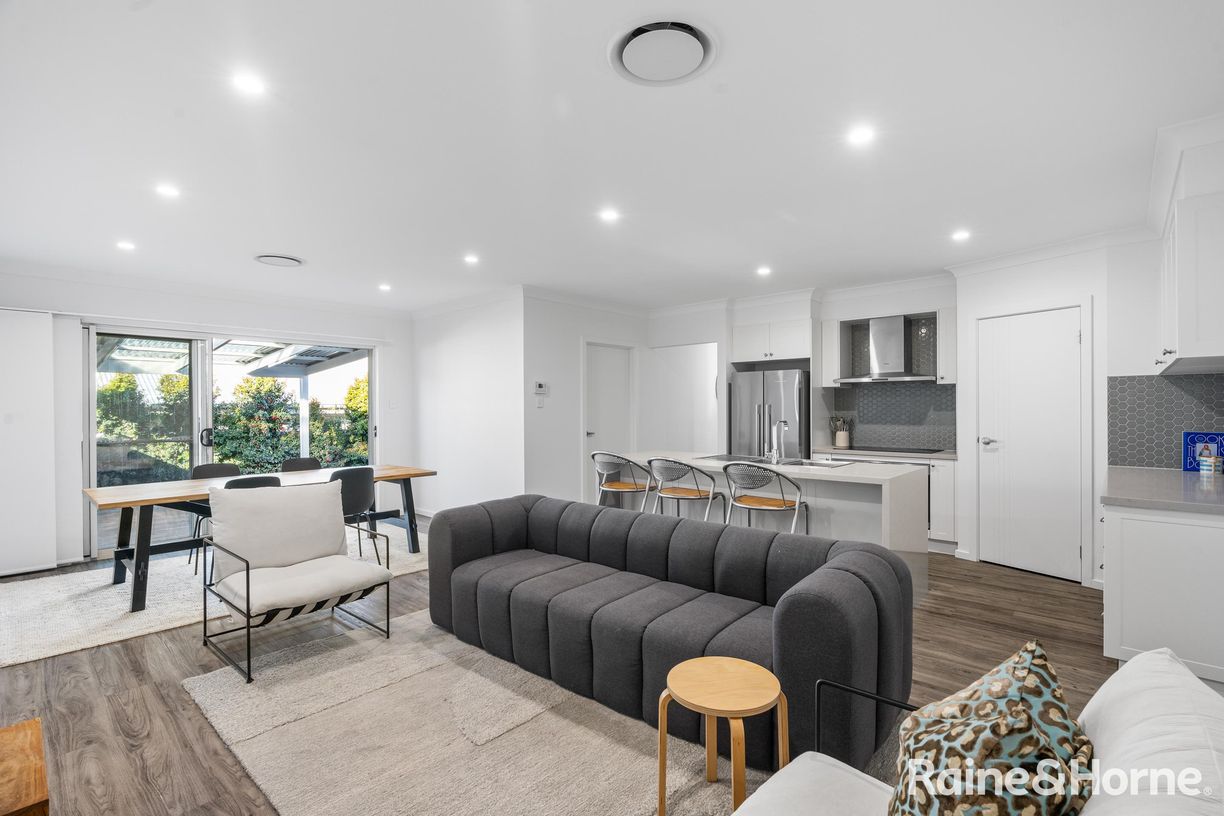 48 Corks Lane — photo 4 of 22