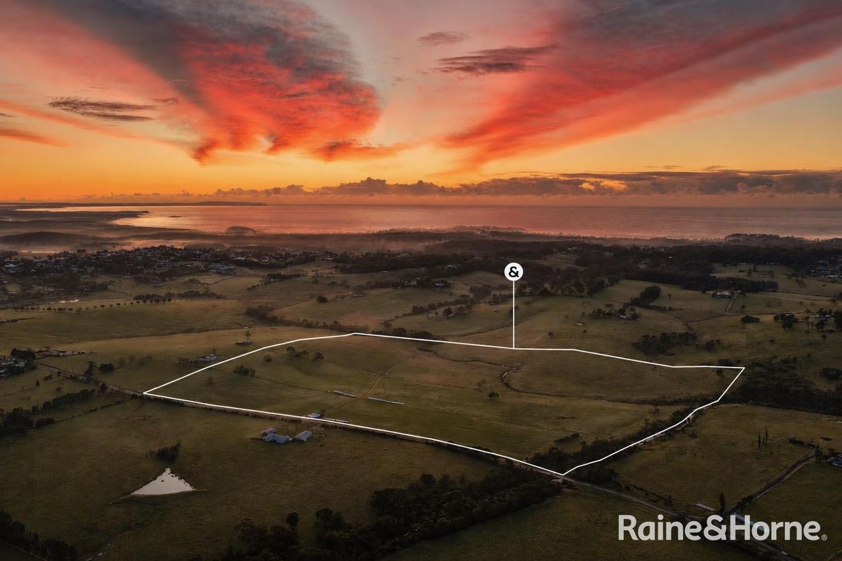 133 Woodstock Road — photo from Raine & Horne Mollymook | Milton