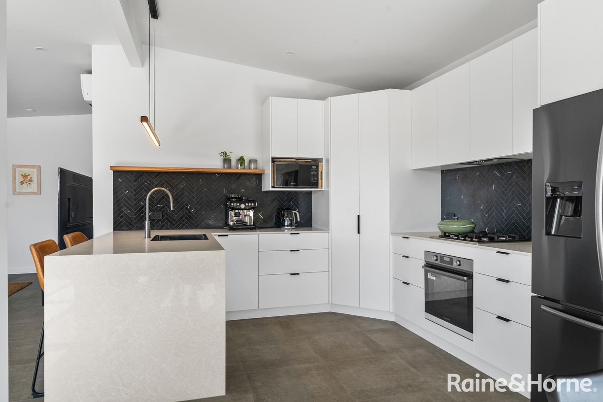 12 Fitch Street — photo 6 of 30