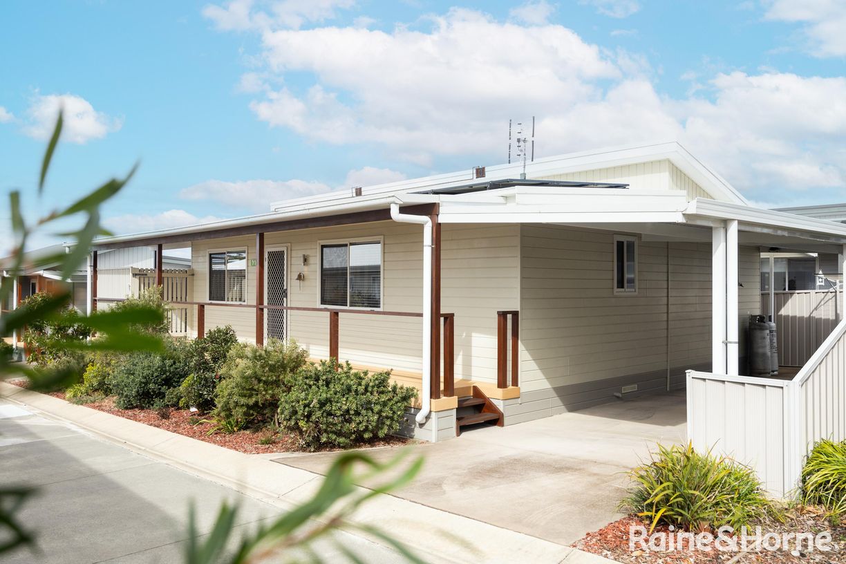 117/385 Princes Highway — photo from Raine & Horne Mollymook | Milton