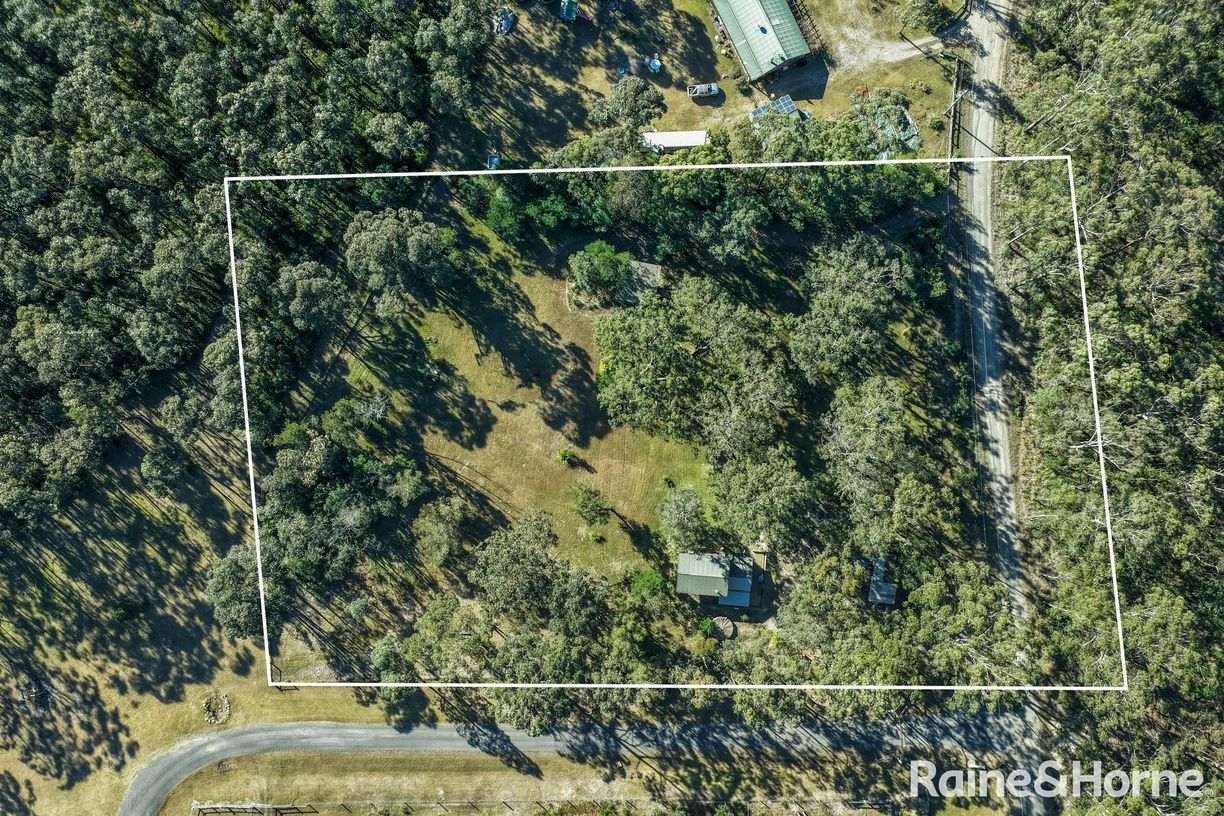 140C Narrawallee Creek Road — photo 17 of 27